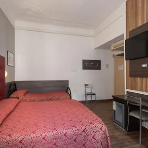hotel-piola.italymilanhotels.net/