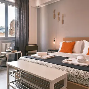 71 Guest house